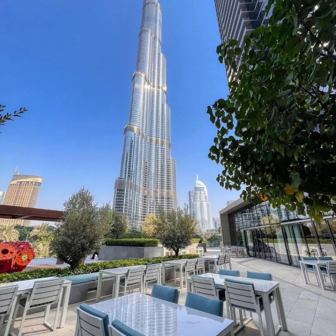 Skyline Symphony 3 Bedroom Apartment I Address Opera Residences I Iconic Burj Khalifa And Fountain Views I By Meerak دبي الإمارات العربية المتحدة