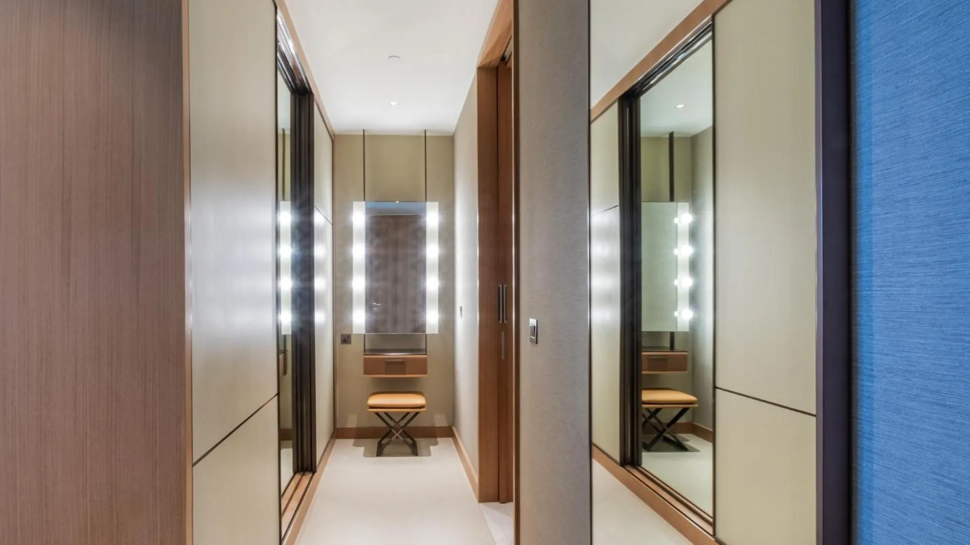 Skyline Symphony 3 Bedroom Apartment I Address Opera Residences I Iconic Burj Khalifa And Fountain Views I By Meerak دبي
