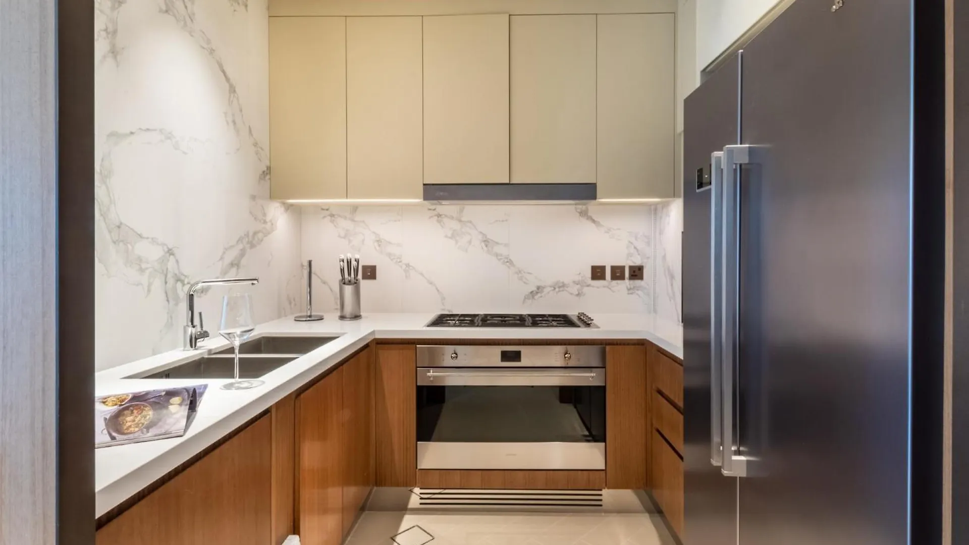 Skyline Symphony 3 Bedroom Apartment I Address Opera Residences I Iconic Burj Khalifa And Fountain Views I By Meerak دبي 0*,
