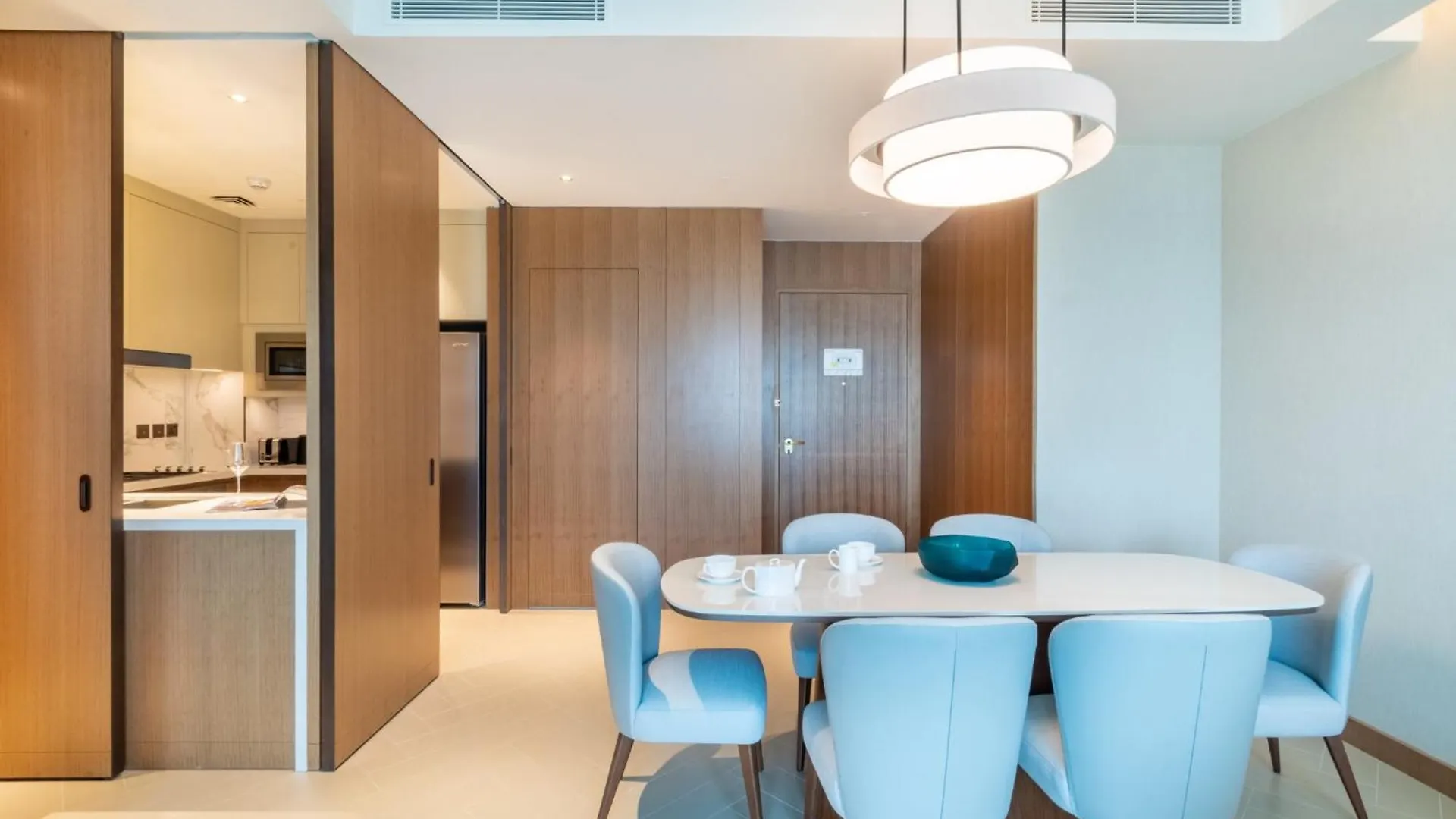 Skyline Symphony 3 Bedroom Apartment I Address Opera Residences I Iconic Burj Khalifa And Fountain Views I By Meerak دبي