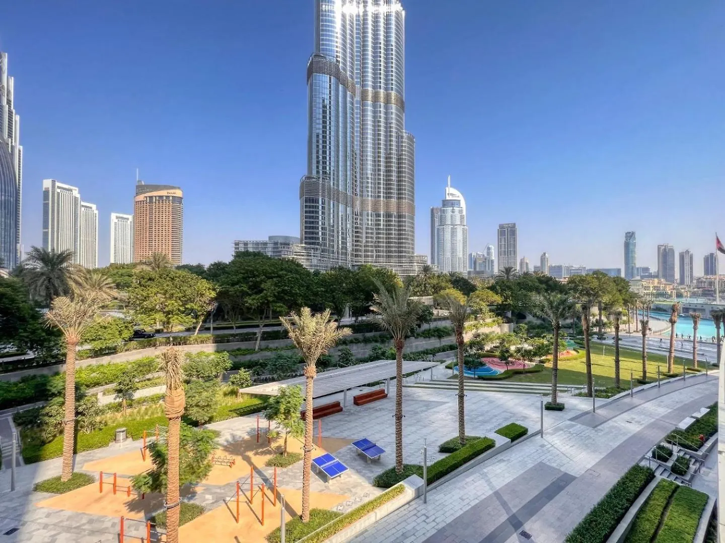 Skyline Symphony 3 Bedroom Apartment I Address Opera Residences I Iconic Burj Khalifa And Fountain Views I By Meerak دبي